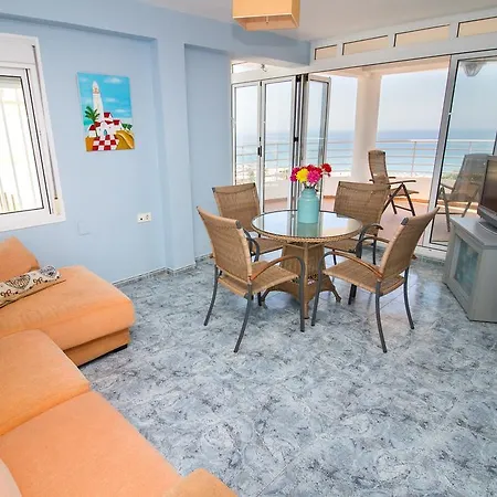 Penthouse In Front Of The Sea Apartamento *